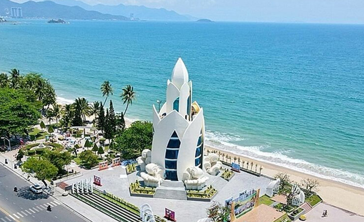 1759461942_v9h_Tram_Huong_Tower.jpg